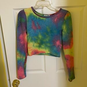 FASHION NOVA TYE DYE LONG SLEEVE CROP TOP